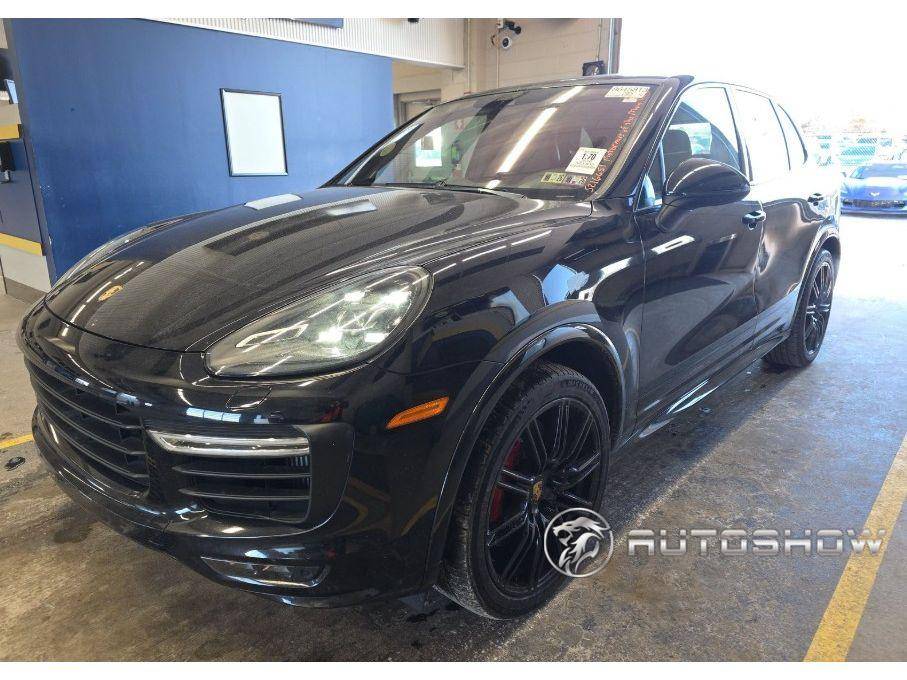 2016 Porsche Cayenne GTS