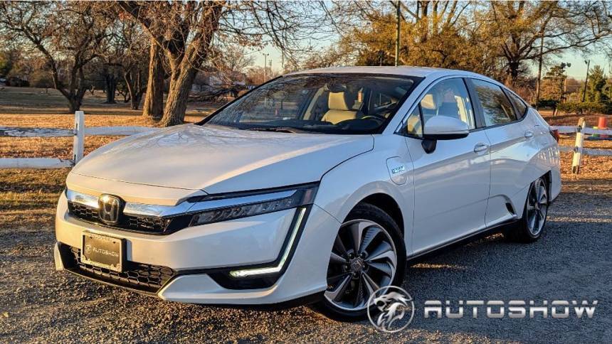 2018 Honda Clarity Plug-In Hybrid Touring — Sedan — 124,485 mi — Neptune City, NJ