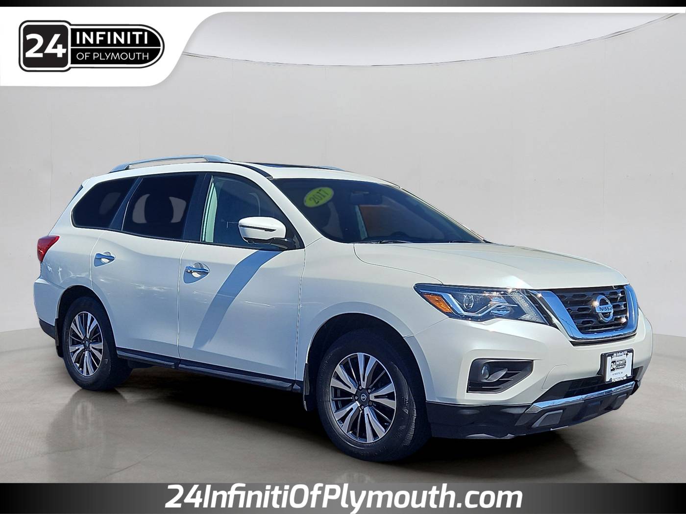 2017 Nissan Pathfinder SL — SUV — 81,704 mi — Plymouth, MA