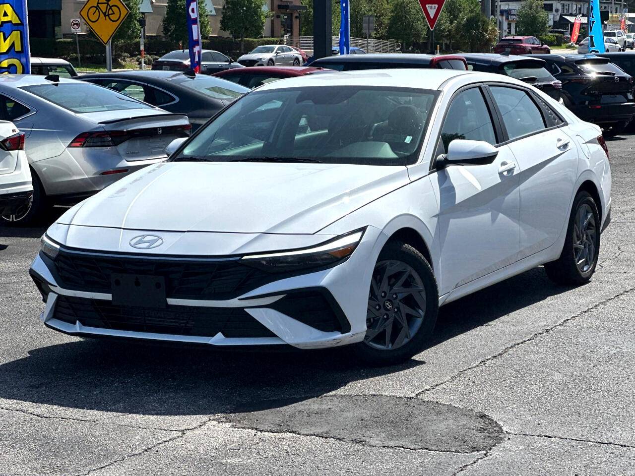 2024 Hyundai Elantra SEL — Sedan — 26,646 mi — Brandon, FL
