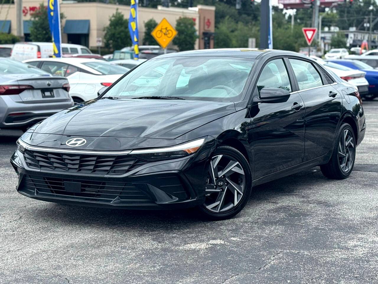 2025 Hyundai Elantra SEL Convenience — Sedan — 5,722 mi — Brandon, FL