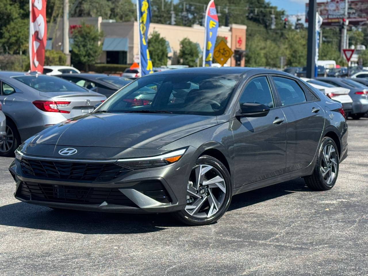 2025 Hyundai Elantra Hybrid SEL Sport — Sedan — 675 mi — Brandon, FL