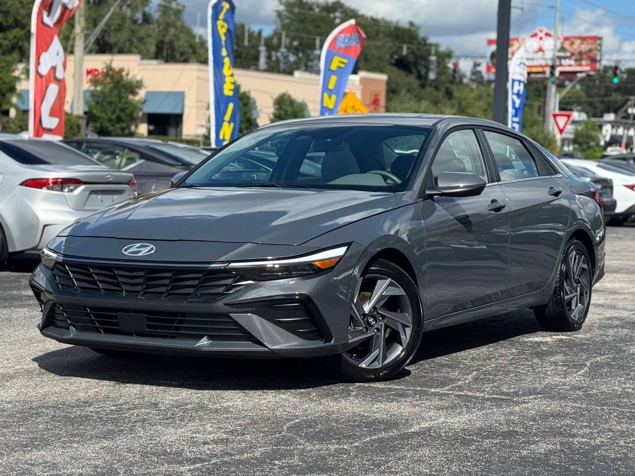 2025 Hyundai Elantra SEL Convenience — Sedan — 13,331 mi — Brandon, FL
