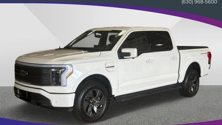 2023 Ford F-150 Lightning LARIAT — Pickup Truck — 17,077 mi — Westmont, IL