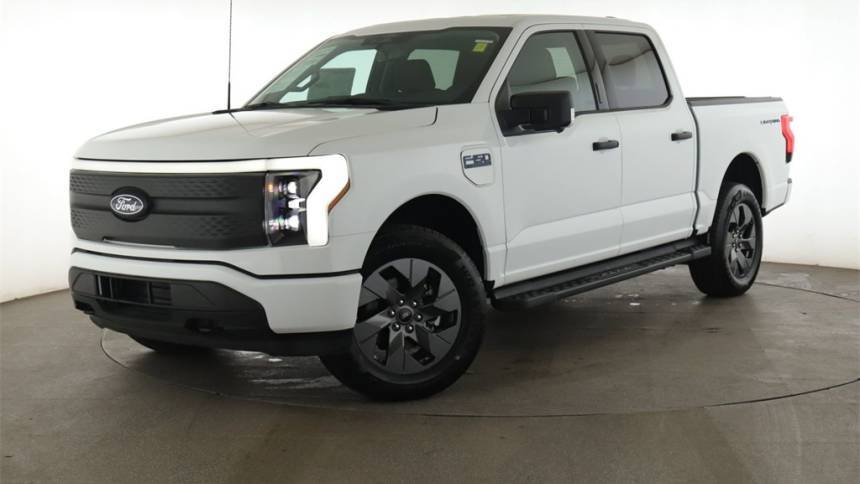 2024 Ford F-150 Lightning XLT — Pickup Truck — 111 mi — Westmont, IL