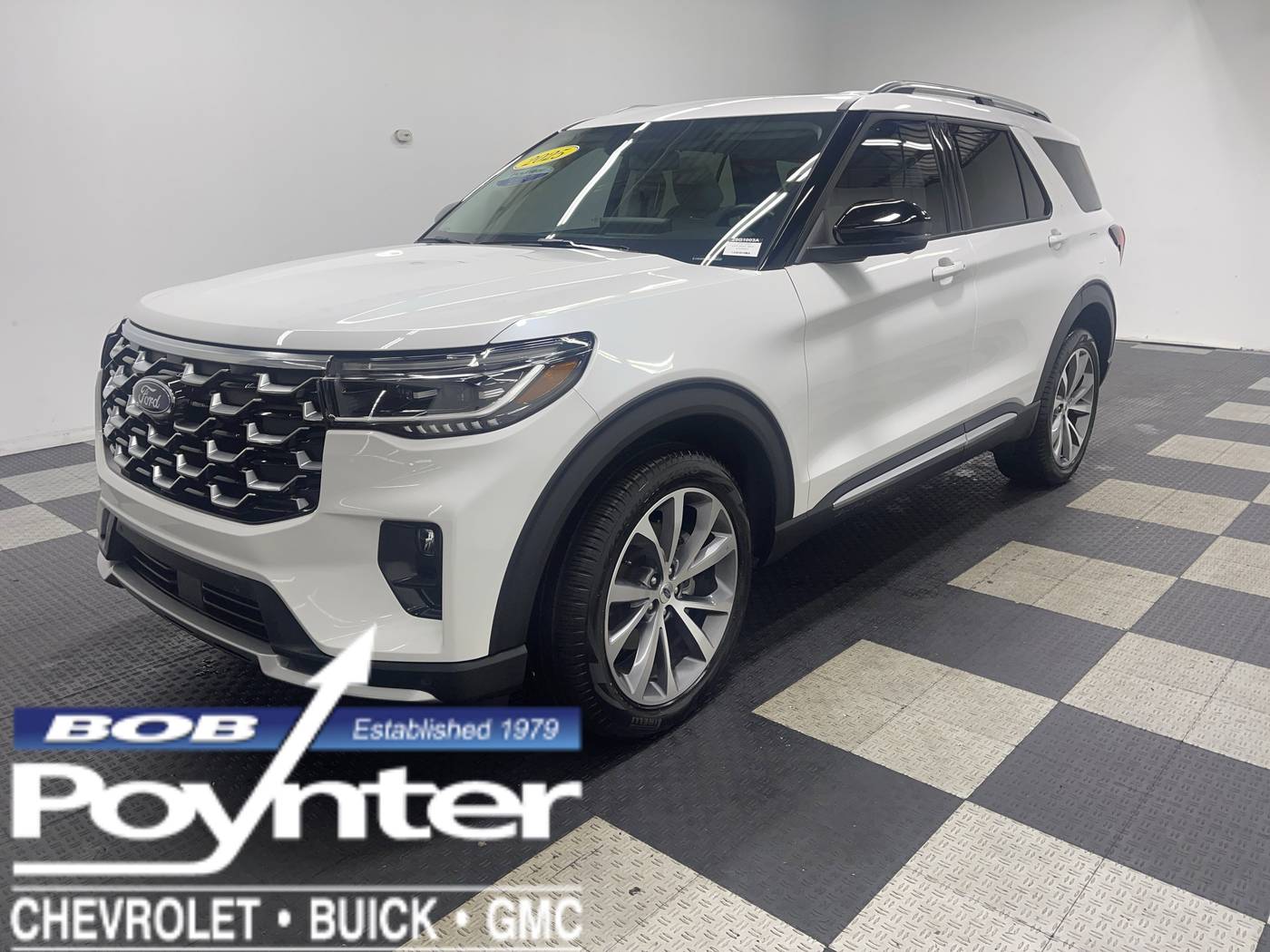 2025 Ford Explorer Platinum — SUV — 5,158 mi — Seymour, IN