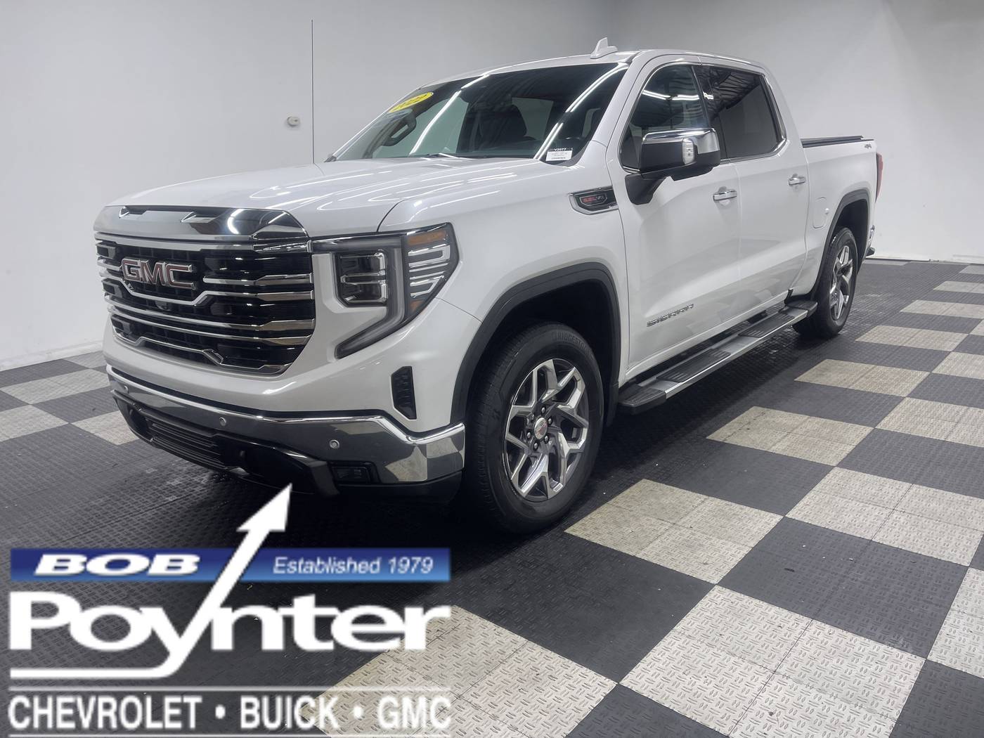 2022 GMC Sierra 1500 SLT — Pickup Truck — 50,664 mi — Seymour, IN