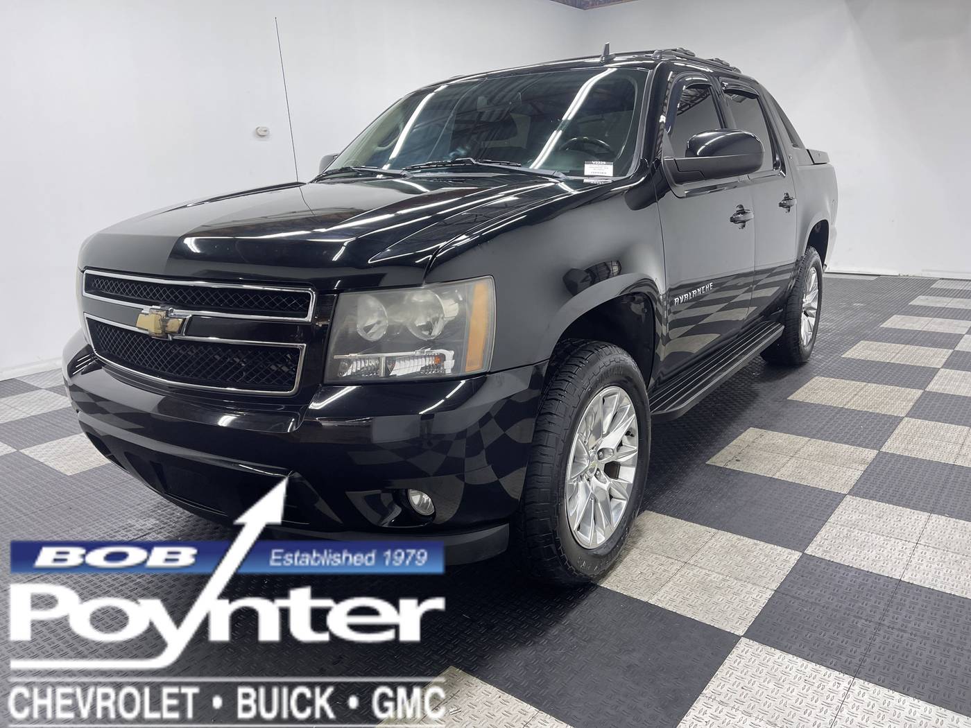 2011 Chevrolet Avalanche LT — Pickup Truck — 97,598 mi — Seymour, IN