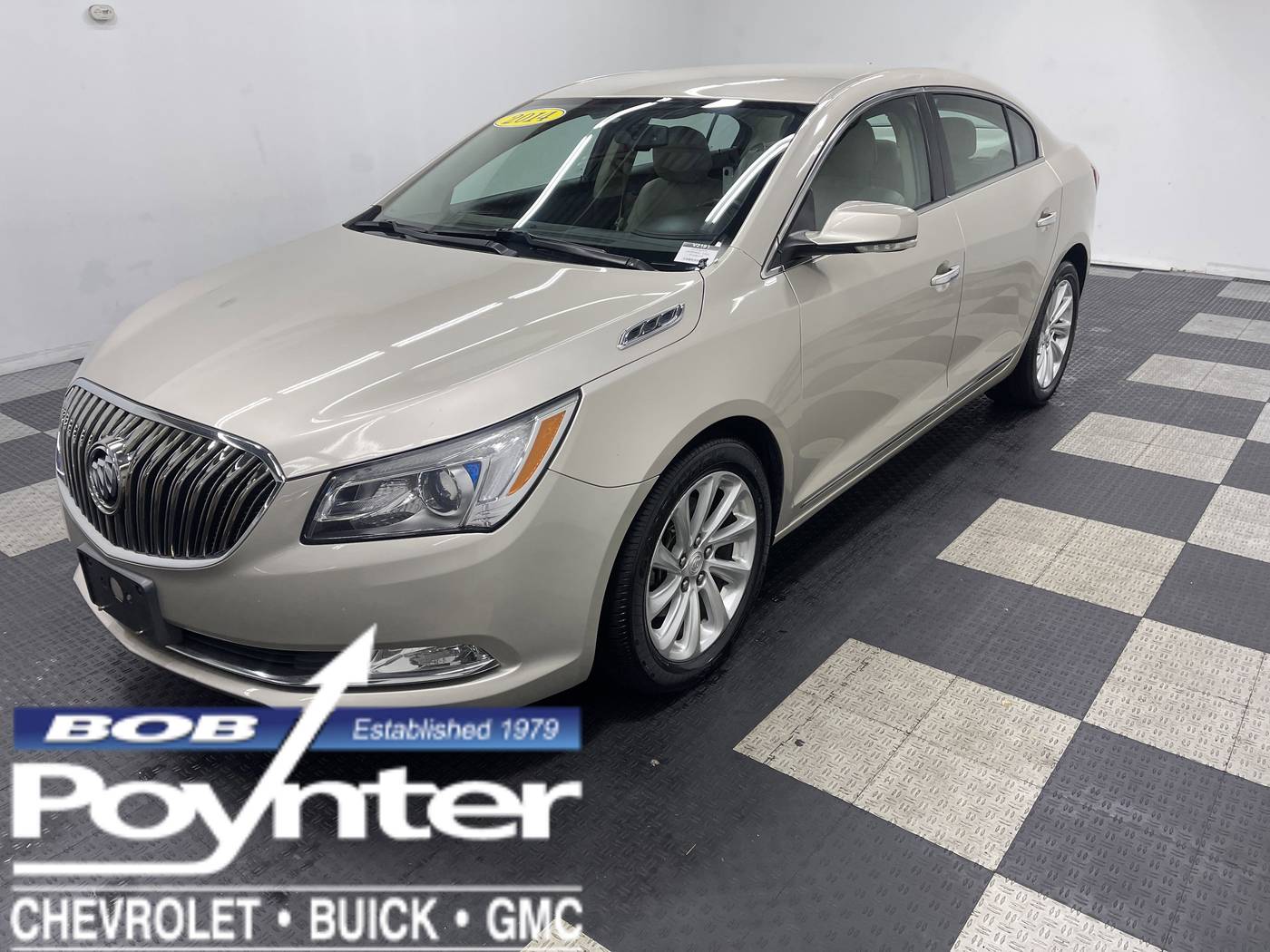 2014 Buick LaCrosse Leather — Sedan — 124,800 mi — Seymour, IN
