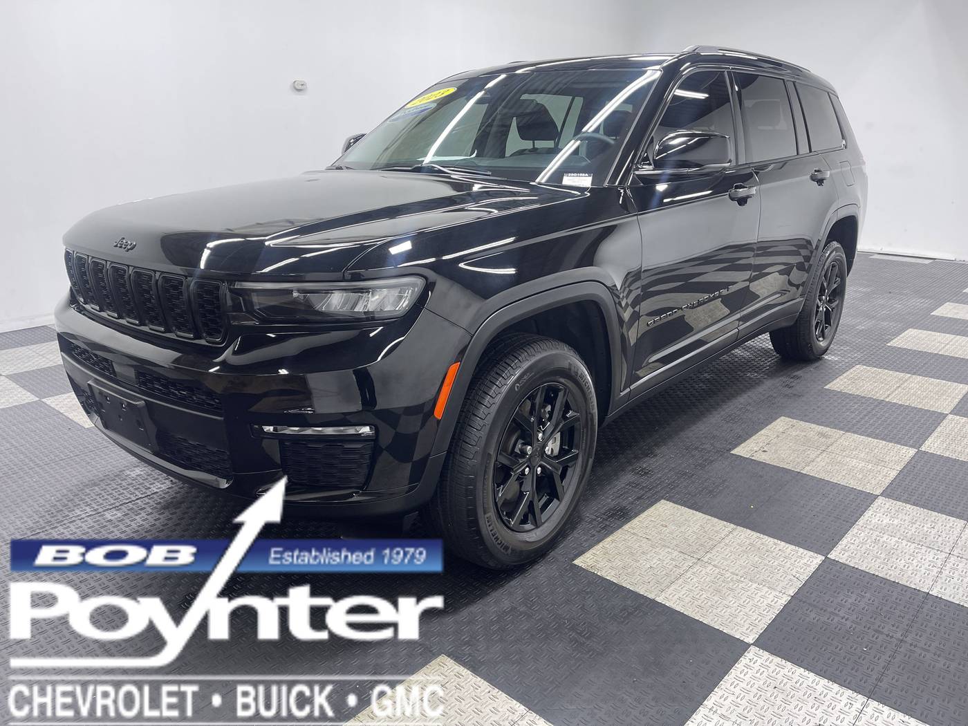 2023 Jeep Grand Cherokee Limited — SUV — 15,500 mi — Seymour, IN