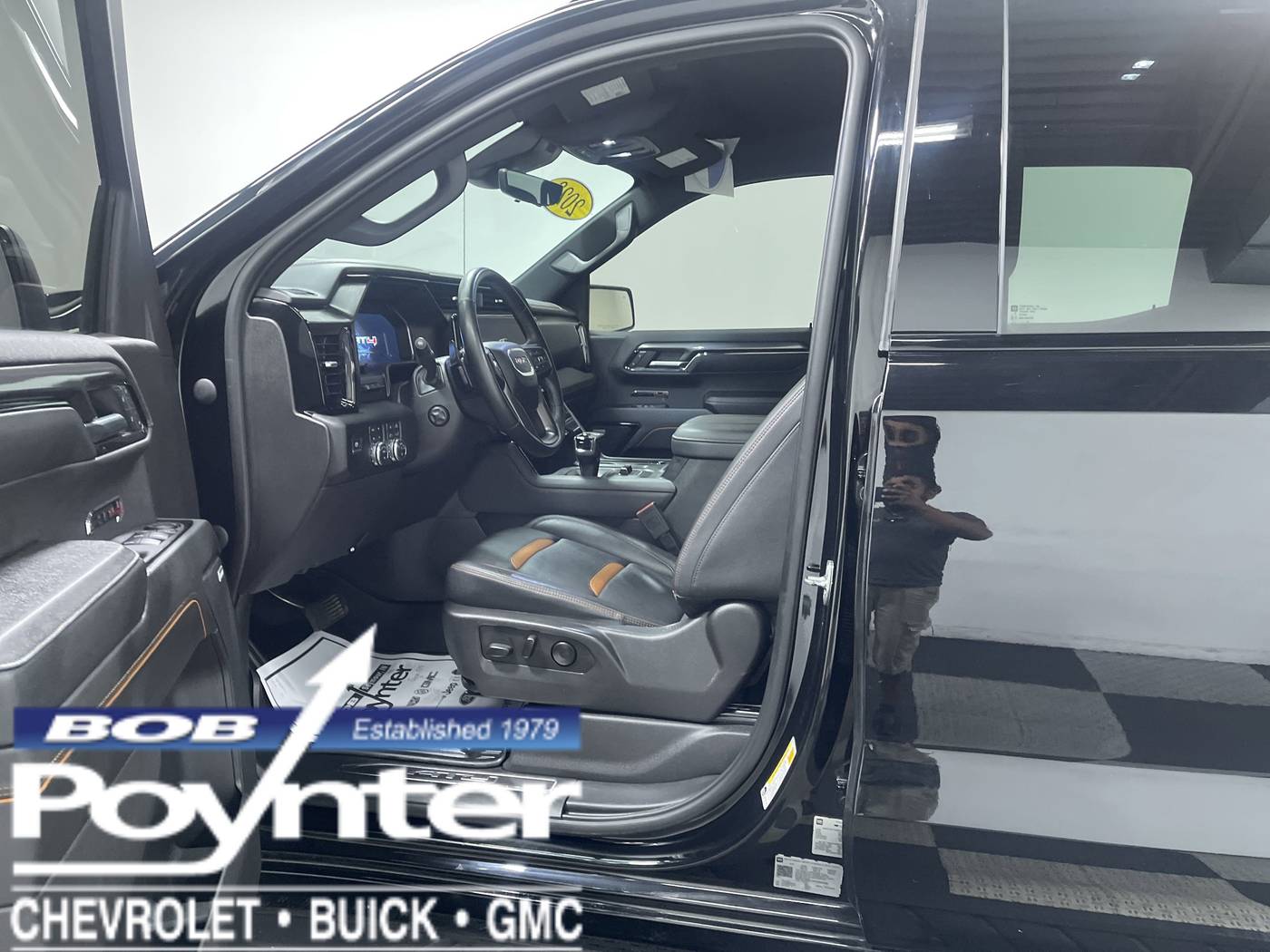 2023 GMC Sierra 1500 AT4 — Pickup Truck — 67,898 mi — Seymour, IN