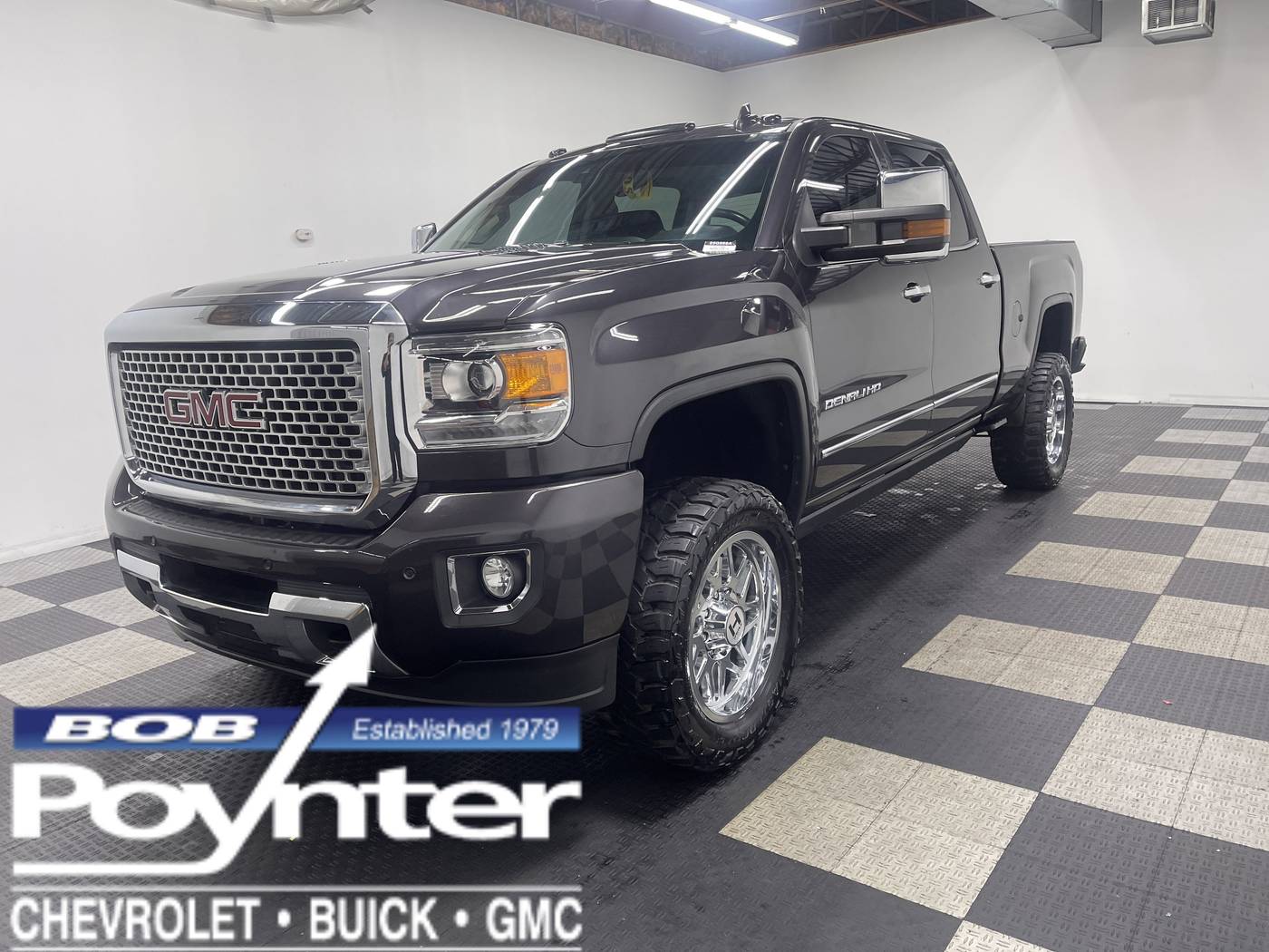2015 GMC Sierra 2500HD Denali — Pickup Truck — 105,000 mi — Seymour, IN