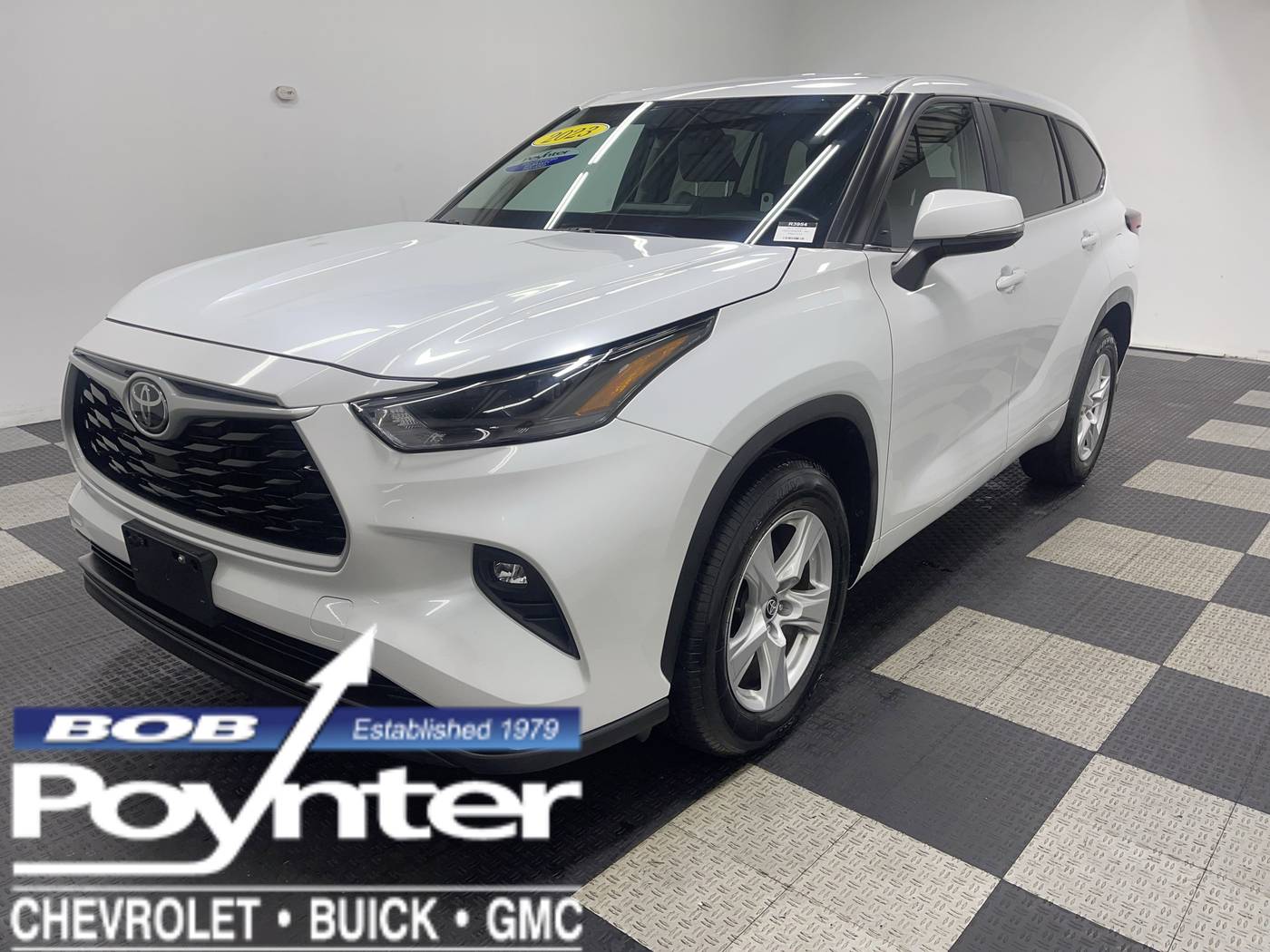2023 Toyota Highlander L — SUV — 43,738 mi — Seymour, IN