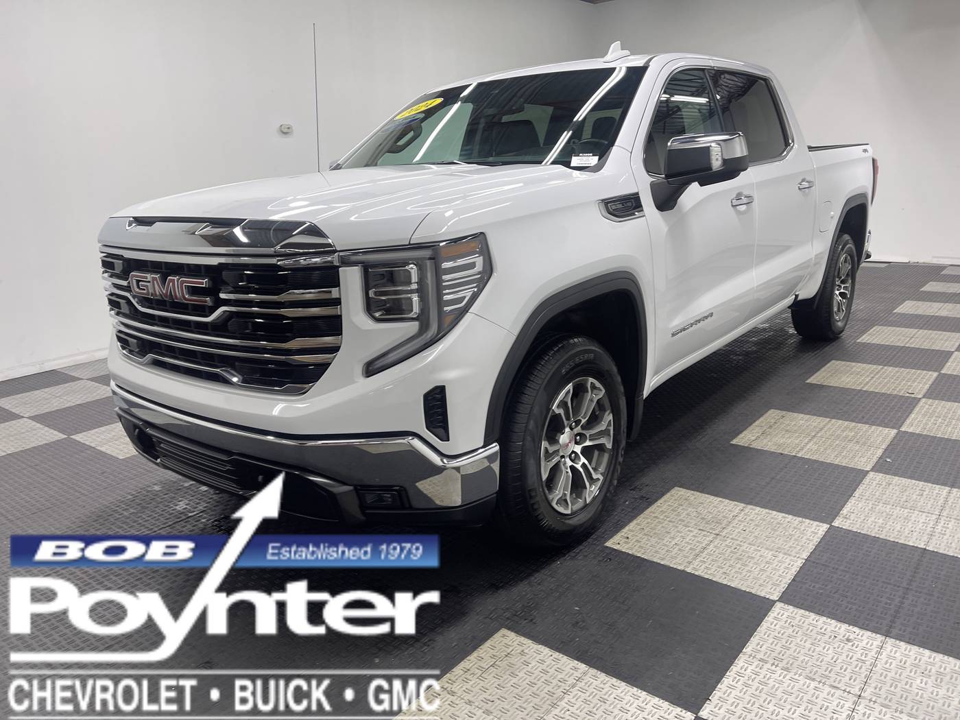 2024 GMC Sierra 1500 SLT — Pickup Truck — 60,377 mi — Seymour, IN