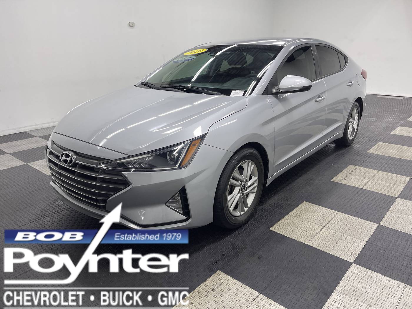 2020 Hyundai Elantra SEL — Sedan — 72,492 mi — Seymour, IN