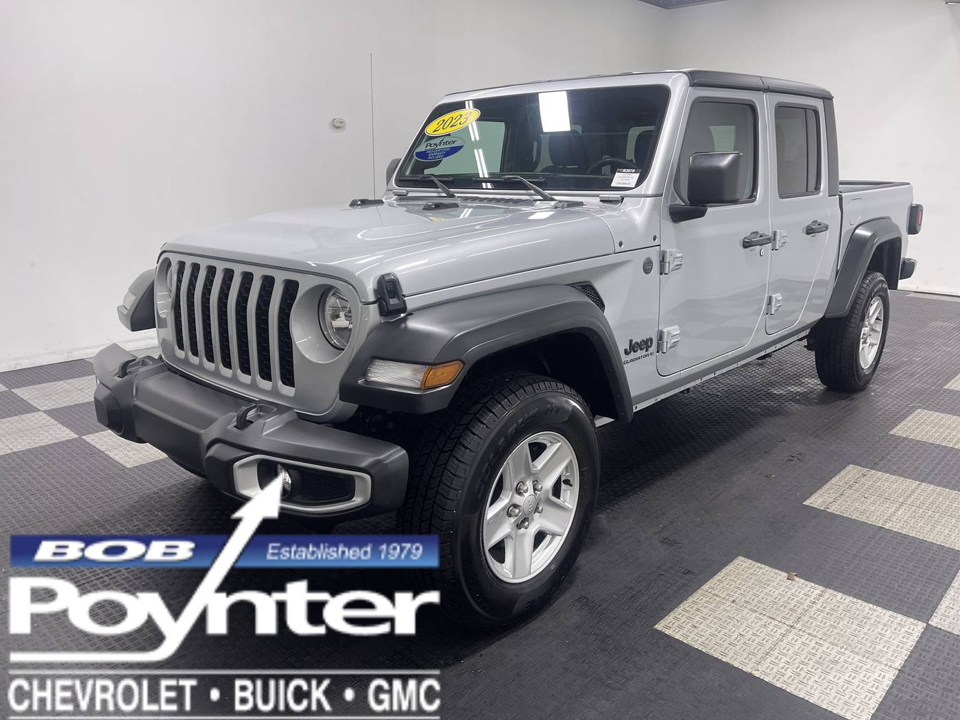 2023 Jeep Gladiator Sport S — Pickup Truck — 55,104 mi — Seymour, IN