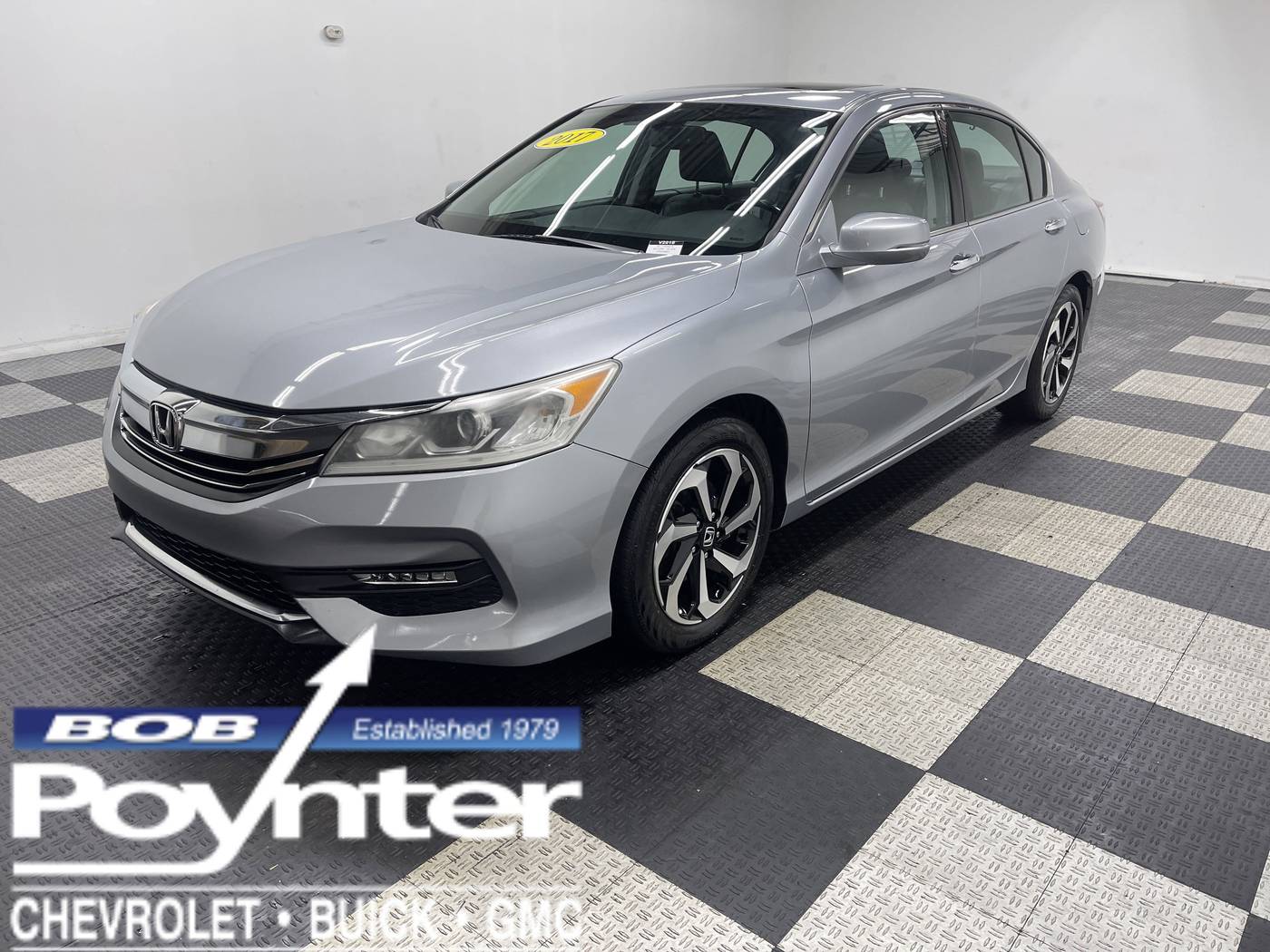2017 Honda Accord EX-L V6 — Sedan — 143,545 mi — Seymour, IN