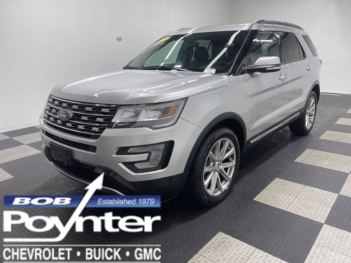 2017 Ford Explorer Limited — SUV — 119,000 mi — Seymour, IN