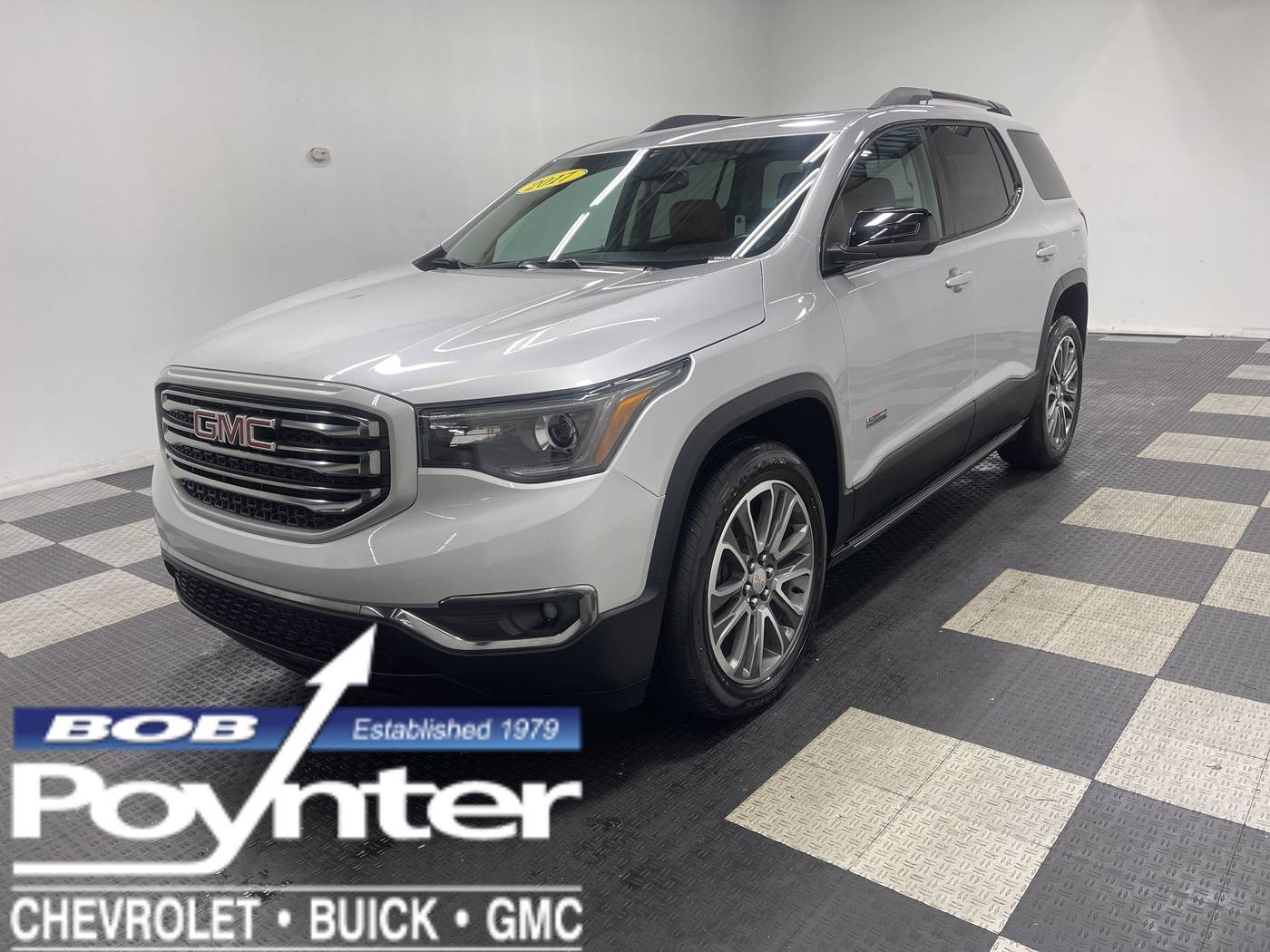 2017 GMC Acadia SLT — SUV — 71,132 mi — Seymour, IN