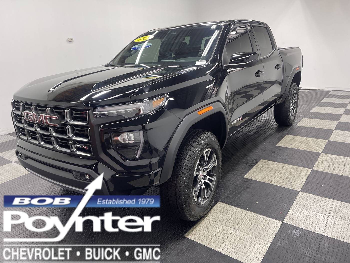 2025 GMC Canyon AT4 — Pickup Truck — 3,205 mi — Seymour, IN