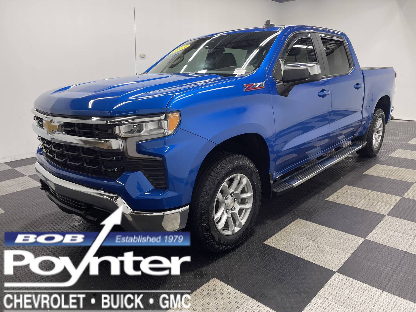 2023 Chevrolet Silverado 1500 LT — Pickup Truck — 17,389 mi — Seymour, IN