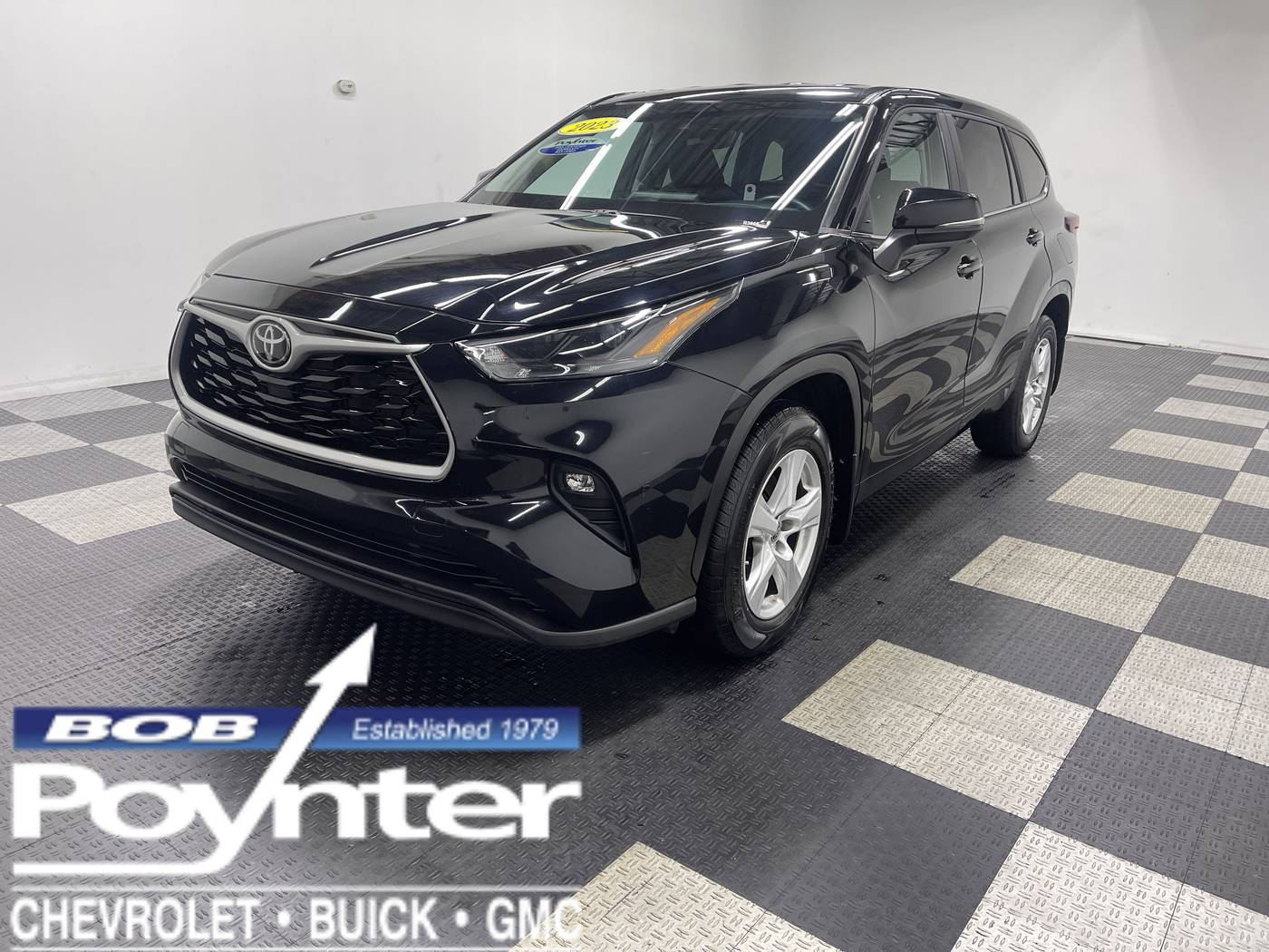 2023 Toyota Highlander LE — SUV — 36,305 mi — Seymour, IN
