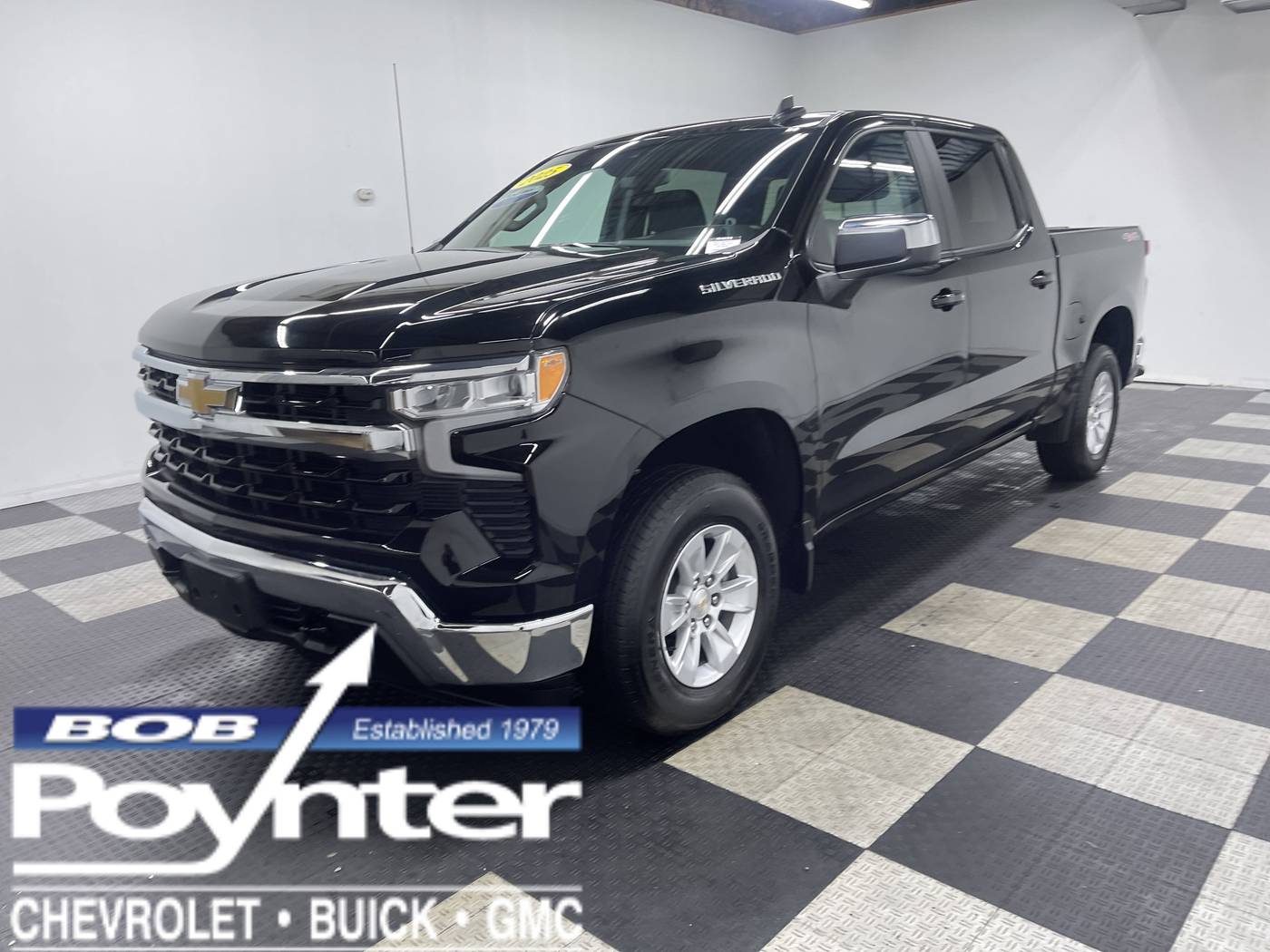 2025 Chevrolet Silverado 1500 LT — Pickup Truck — 27,485 mi — Seymour, IN