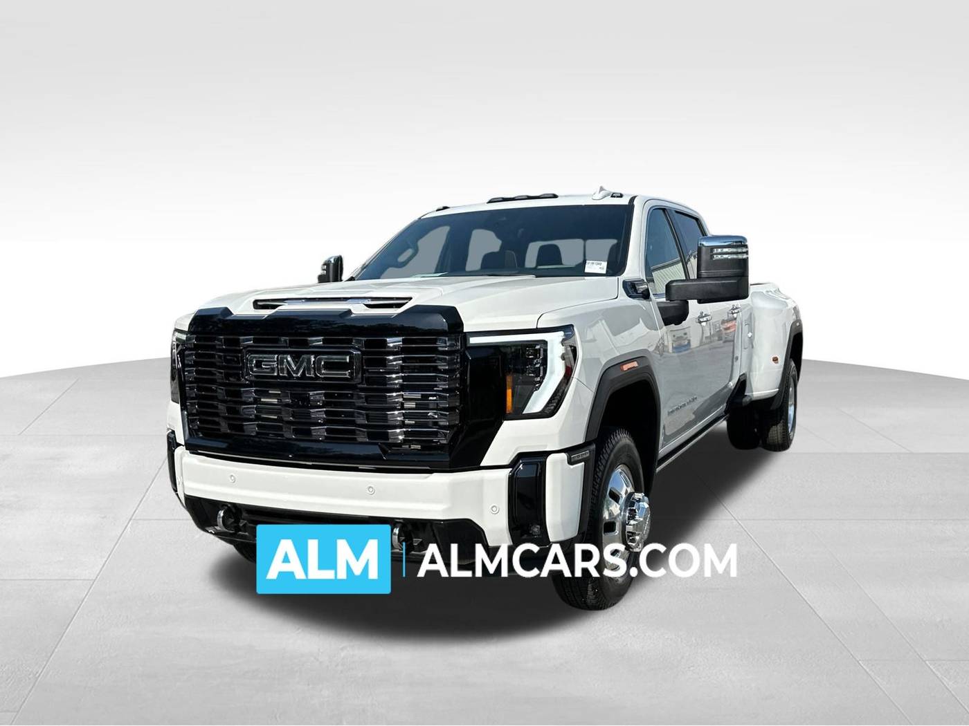 2025 GMC Sierra 3500HD Denali Ultimate — Pickup Truck — 42 mi — Marietta, GA