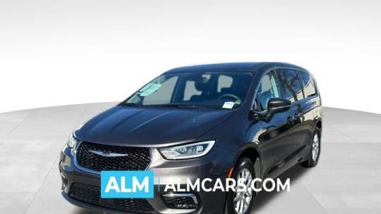 2023 Chrysler Pacifica Touring L — Minivan — 54,501 mi — Marietta, GA