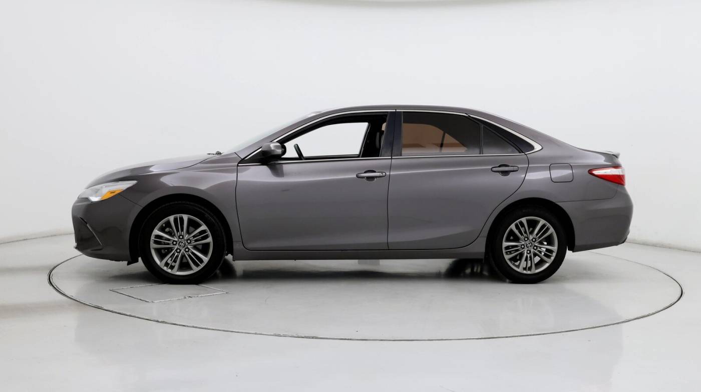2016 Toyota Camry SE — Sedan — 74,604 mi — El Paso, TX