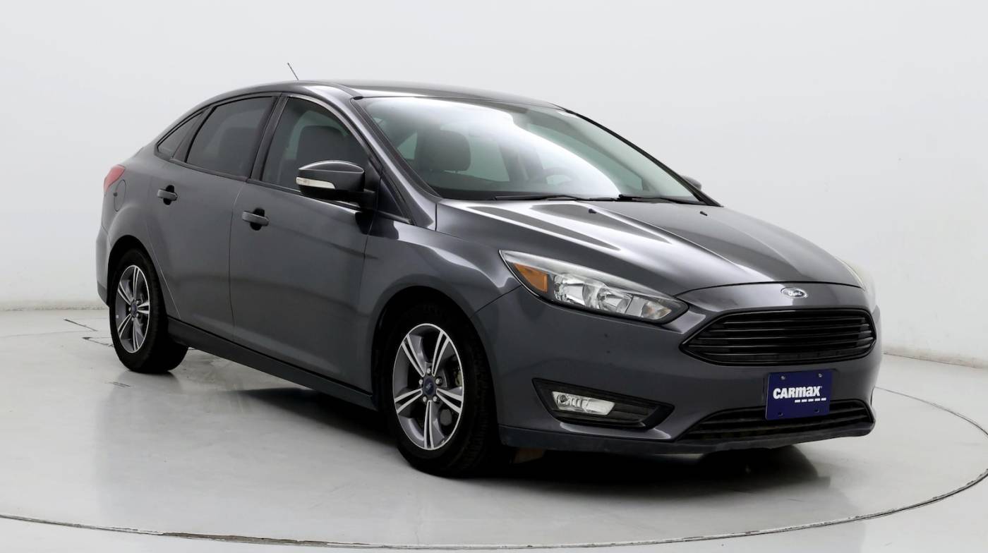 2017 Ford Focus SE — Sedan — 60,739 mi — El Paso, TX