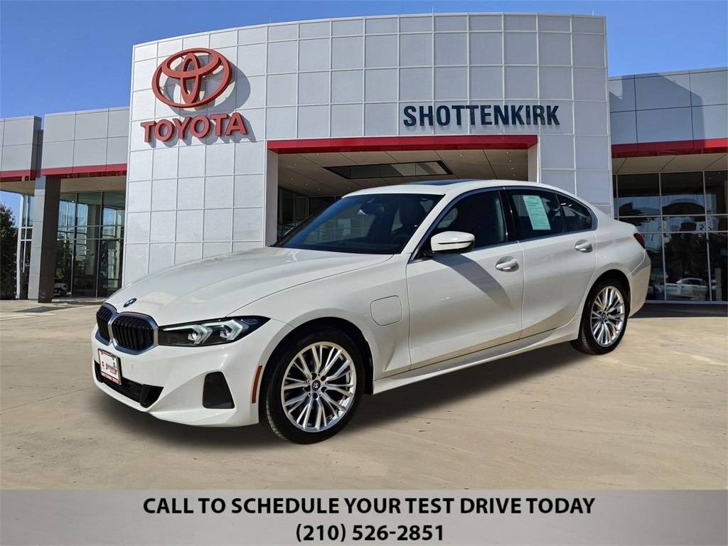 2024 BMW 3 Series 330e — Sedan — 25,713 mi — San Antonio, TX