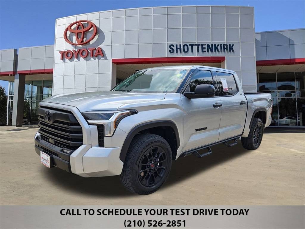 2022 Toyota Tundra SR5 — Pickup Truck — 37,811 mi — San Antonio, TX