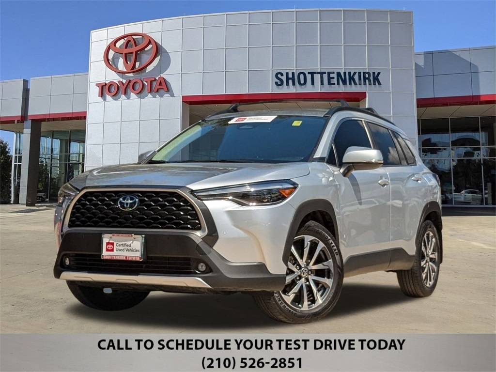 2023 Toyota Corolla Cross XLE — SUV — 7,438 mi — San Antonio, TX