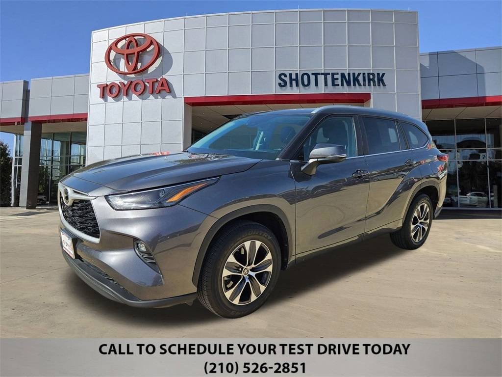 2023 Toyota Highlander L — SUV — 27,126 mi — San Antonio, TX