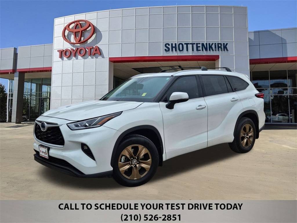 2022 Toyota Highlander Hybrid Bronze Edition — SUV — 88,778 mi — San Antonio, TX