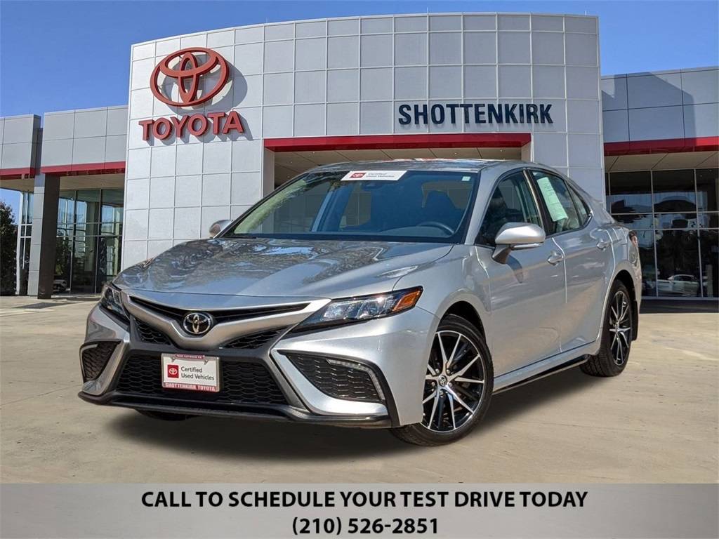 2024 Toyota Camry SE — Sedan — 10,990 mi — San Antonio, TX
