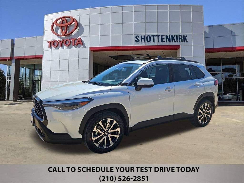 2023 Toyota Corolla Cross XLE — SUV — 31,949 mi — San Antonio, TX