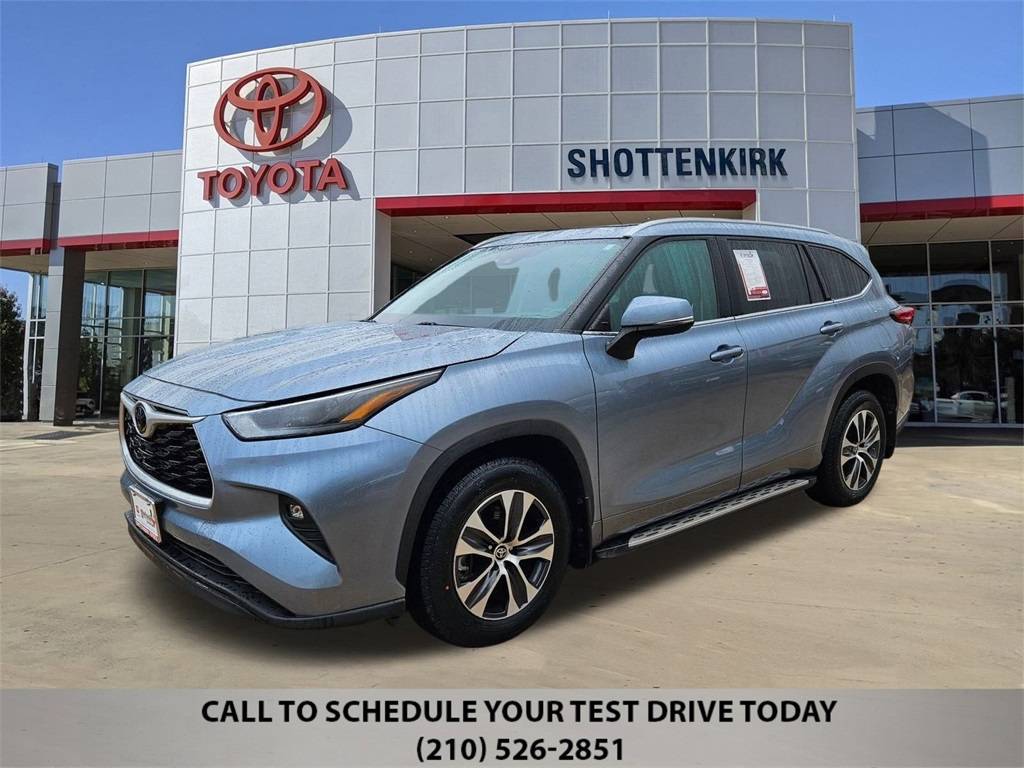 2022 Toyota Highlander XLE — SUV — 44,194 mi — San Antonio, TX