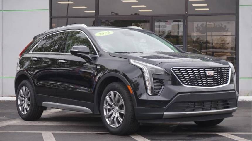 2023 Cadillac XT4 Premium Luxury