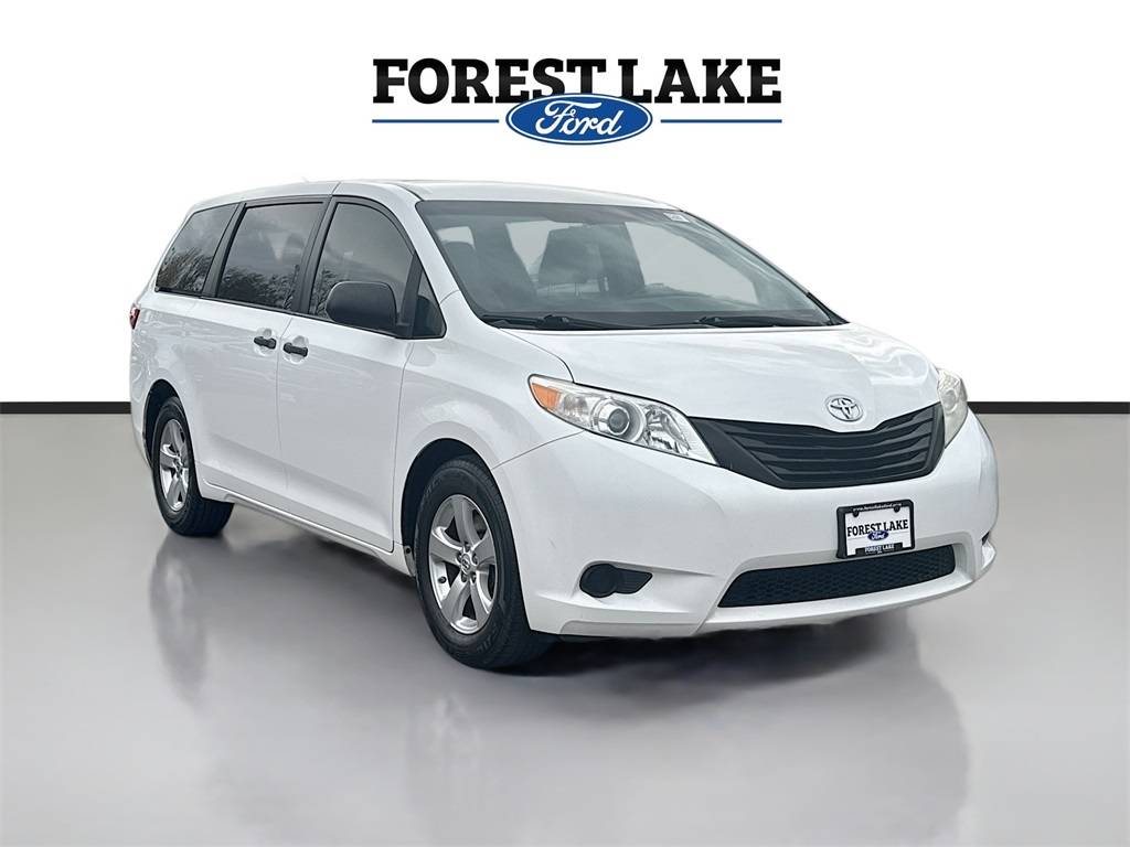 2017 Toyota Sienna L — Minivan — 41,593 mi — Forest Lake, MN