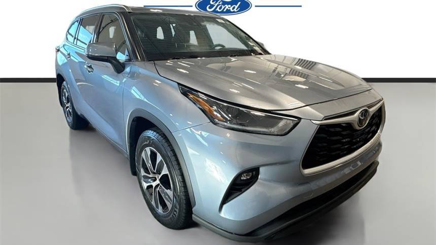 2021 Toyota Highlander XLE — SUV — 72,204 mi — Forest Lake, MN