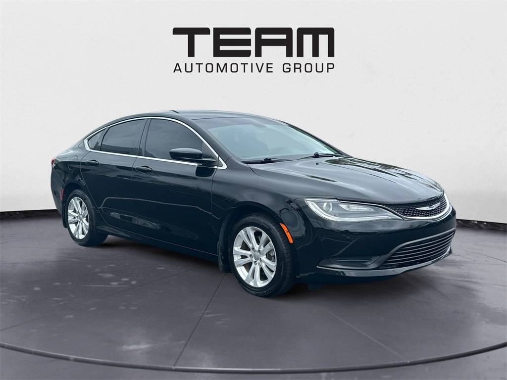 2017 Chrysler 200 Touring — Sedan — 113,388 mi — Myrtle Beach, SC