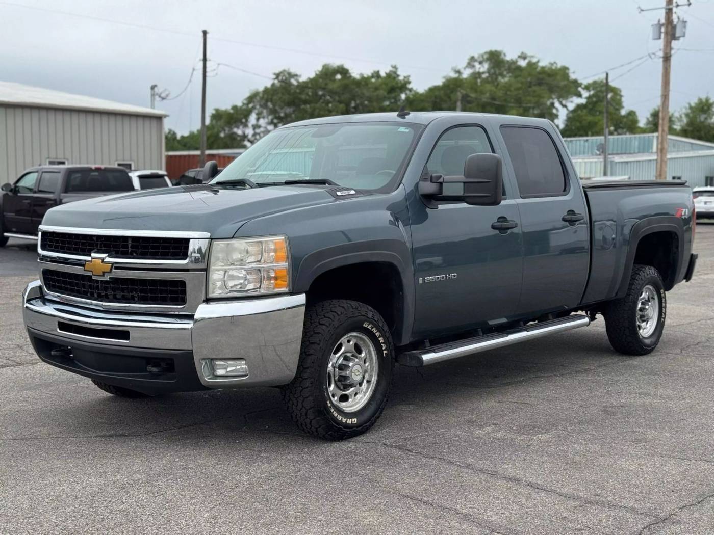 2008 Chevrolet Silverado 2500HD WT — Pickup Truck — 206,698 mi — Warsaw, IN