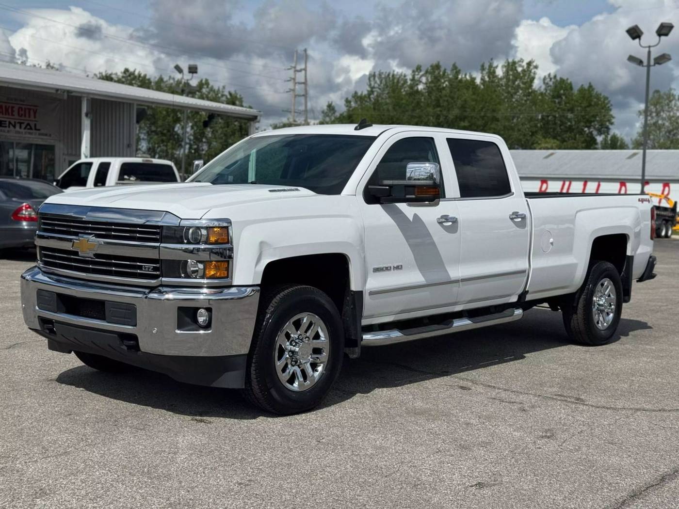 2016 Chevrolet Silverado 3500HD LTZ — Pickup Truck — 165,564 mi — Warsaw, IN