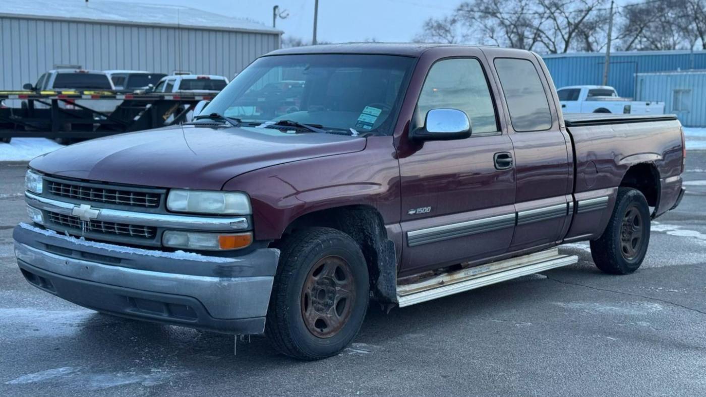 2001 Chevrolet Silverado 1500 Base — Pickup Truck — 146,864 mi — Warsaw, IN