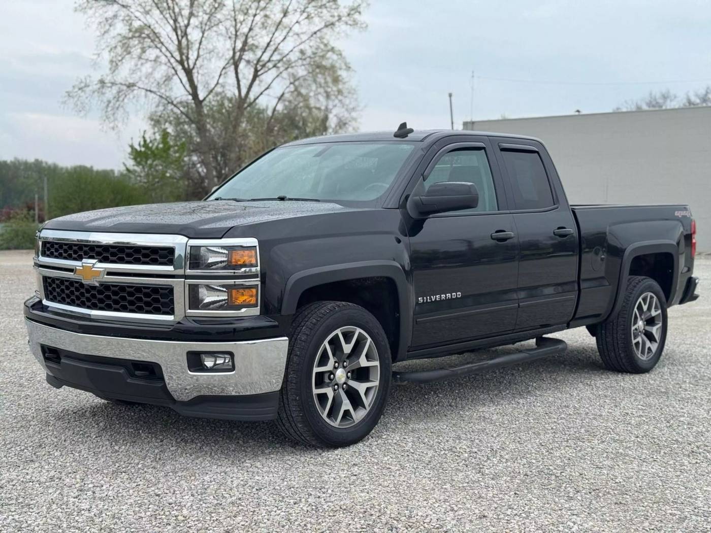 2015 Chevrolet Silverado 1500 LT — Pickup Truck — 140,873 mi — Warsaw, IN