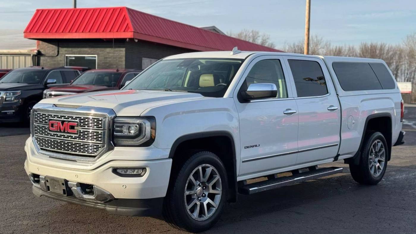 2017 GMC Sierra 1500 Denali — Pickup Truck — 141,541 mi — Warsaw, IN