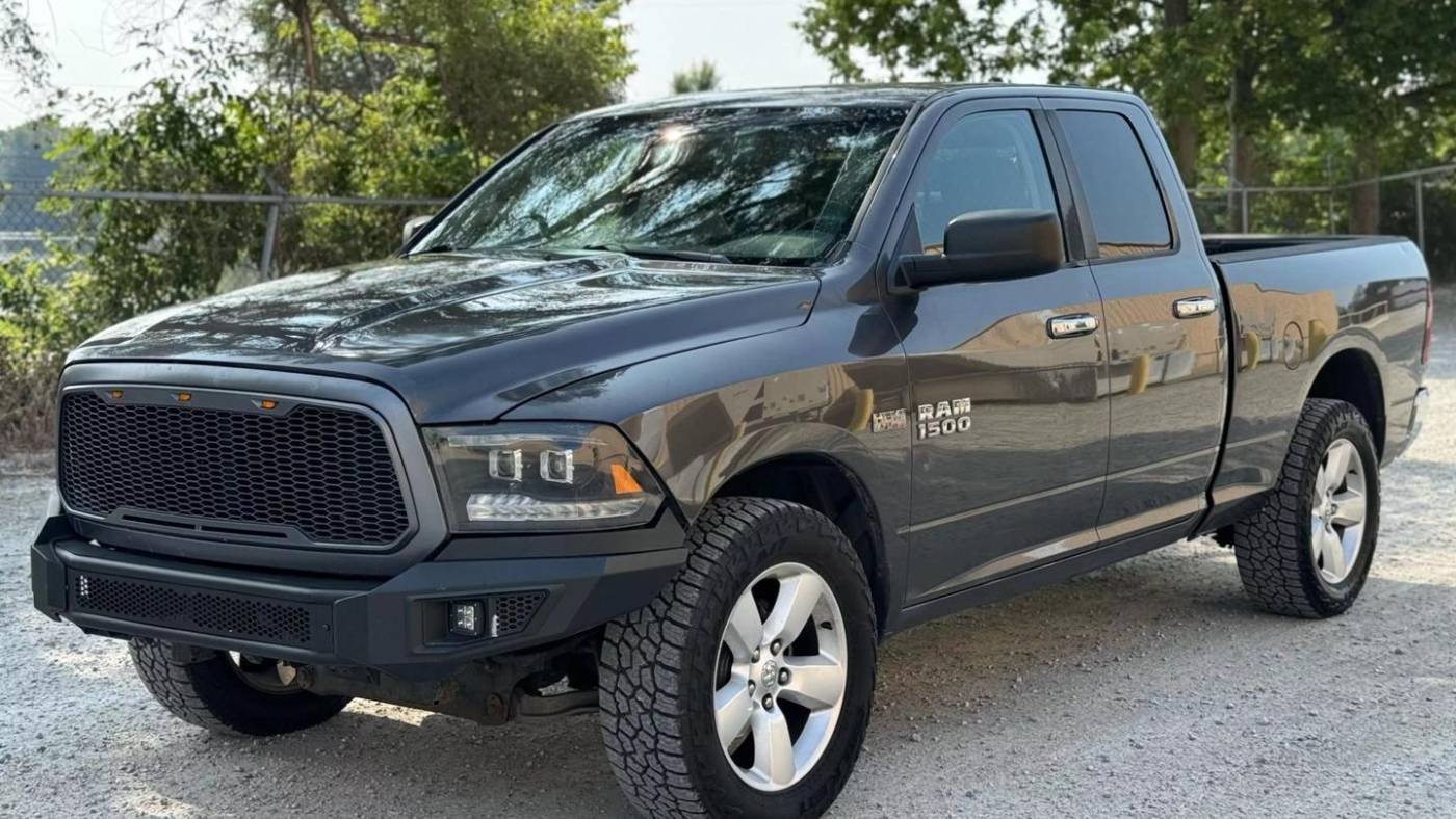 2014 Ram 1500 SLT — Pickup Truck — 188,932 mi — Warsaw, IN