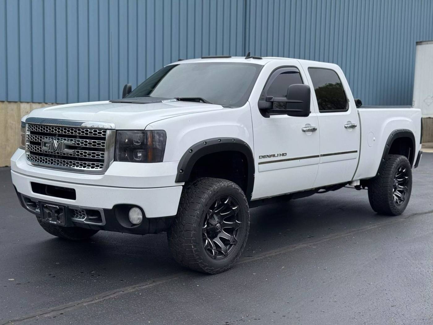 2013 GMC Sierra 2500HD Denali — Pickup Truck — 251,109 mi — Warsaw, IN